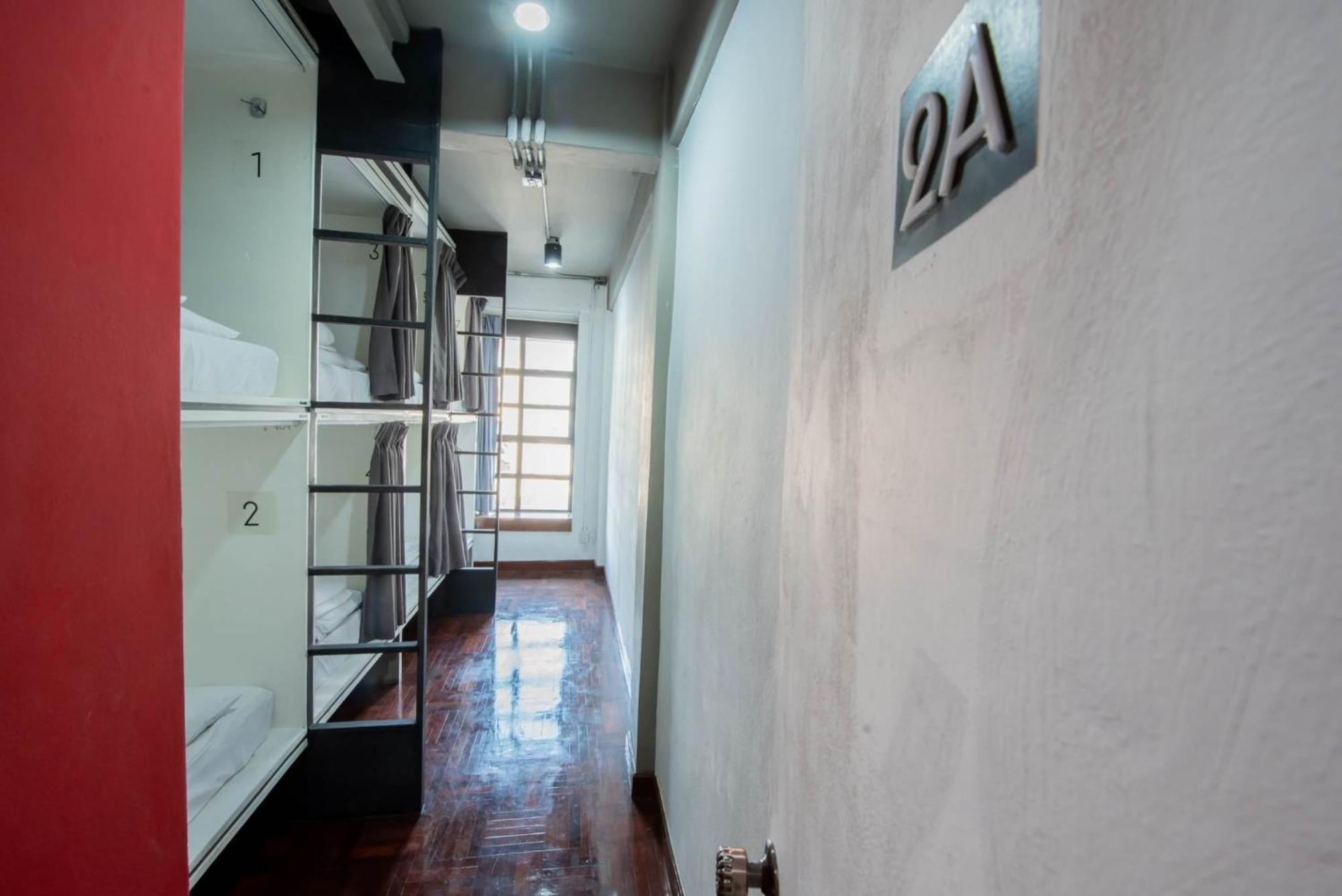Mascotte Hostel Silom 曼谷 外观 照片